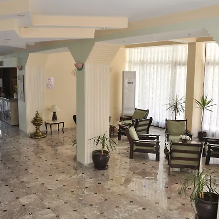 מלון Kemer Hotel קמר