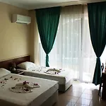 מלון Kemer Hotel 3*