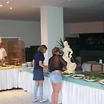 Kemer Hotel מלון קמר