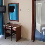 Kemer Hotel מלון קמר