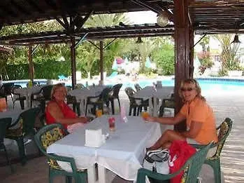 酒店 Kemer Hotel 凯梅尔