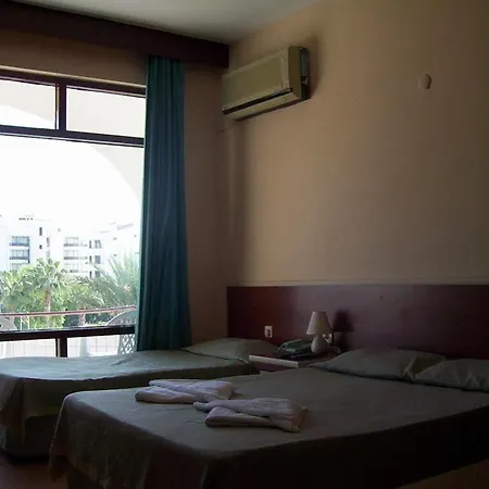 Kemer Hotel 酒店 凯梅尔