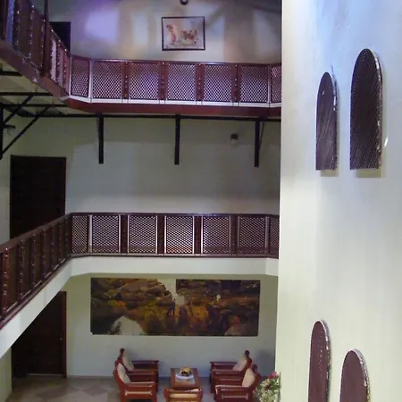 Kemer Hotel 酒店 凯梅尔
