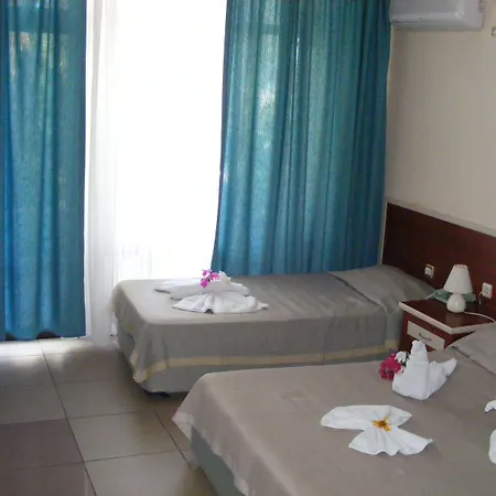 מלון Kemer Hotel