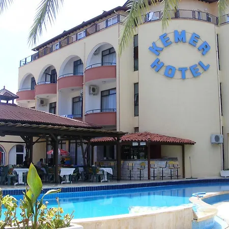 מלון Kemer Hotel
